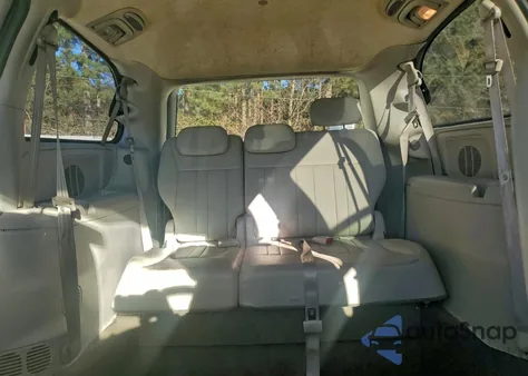 2007 Chrysler Town & Country Touring from USA, damaged, VIN 2A4GP54LX7R258578